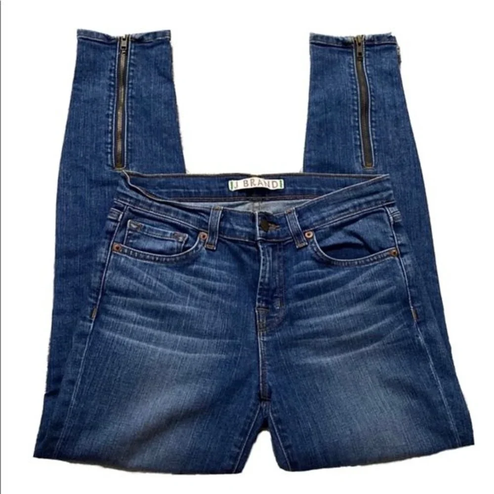 J BRAND Jeans Antigua Cropped Jeans Size 26 Zipper Back Summer Y2K Capri